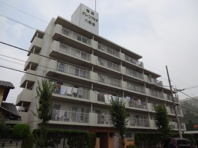 若葉グリーンプラザ八番館の外観