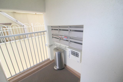 【エントランス】 | ハイツリバーサイド