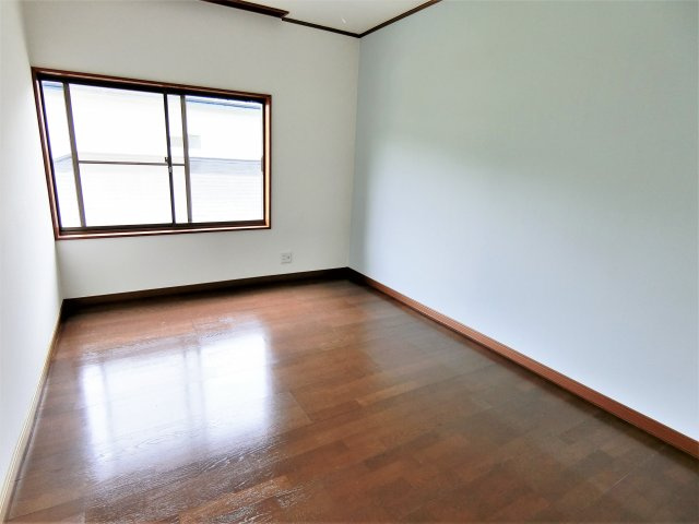 桜台の家（888-31）の洋室