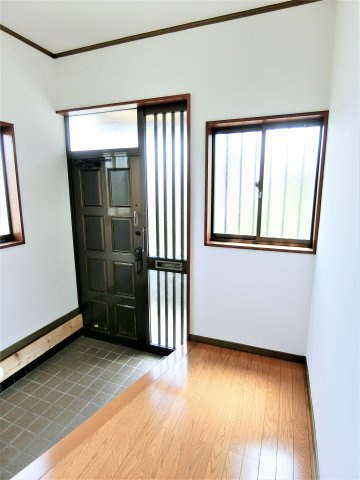 桜台の家（888-31）の玄関