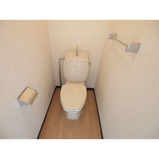 【トイレ】 | ラ・フォーレ駒方　B棟 | ゆったりとした空間のトイレです