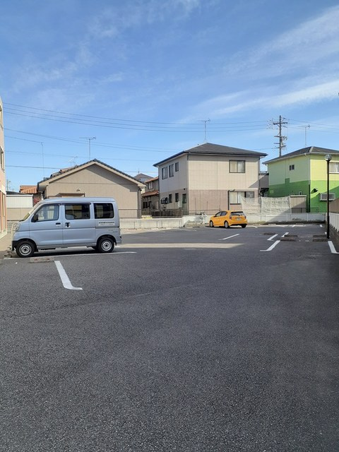 バローネTの駐車場