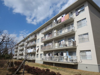 【外観】 | 緑豊かな住環境