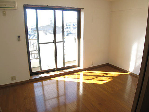 【洋室】 | メロディハイム愛宕山