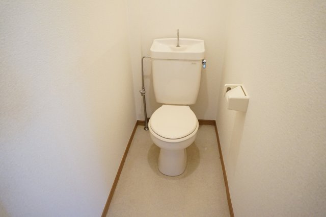 熊本市中央区出水４丁目のアパートのトイレ