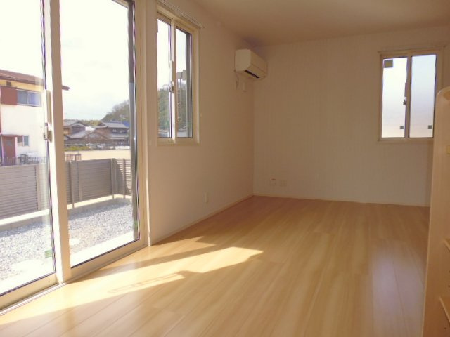 ラムールの居間・リビング