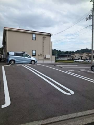 【駐車場】 | ホワイトダフネ