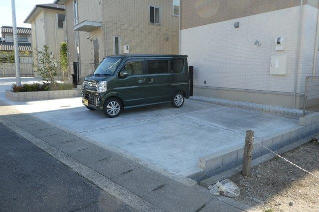 Ｄ－ｒｏｏｍ中庄Ｂの駐車場