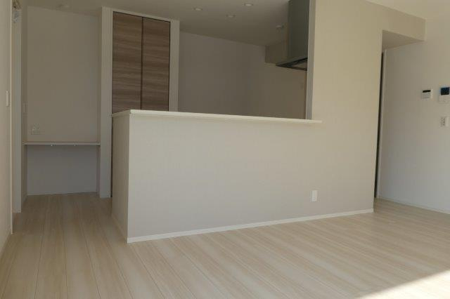 Ｄ－ｒｏｏｍ中庄Ｂの居間・リビング