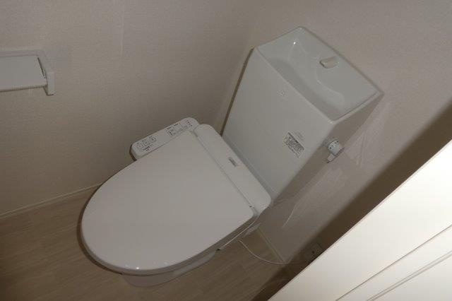 Ｄ－ｒｏｏｍ中庄Ｄのトイレ|２Fトイレ（ウォシュレット）