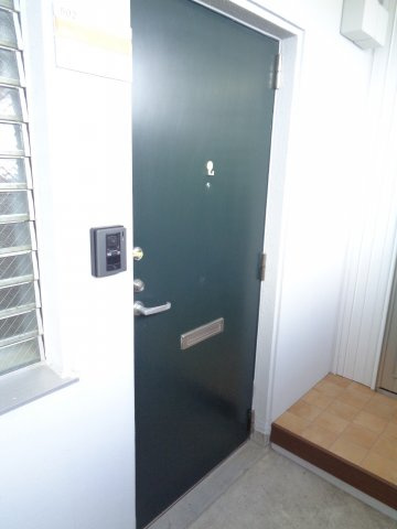 エヴァグリーンの玄関