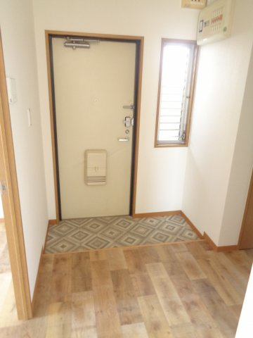 エヴァグリーンの玄関