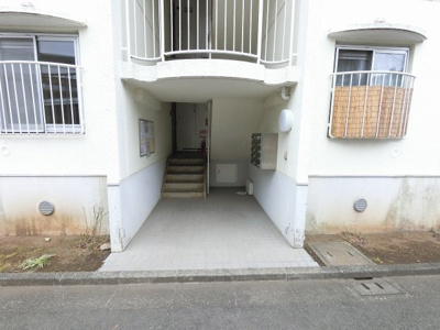 【エントランス】 | 上大岡ハウス | エントランス部分です。