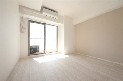 【居間・リビング】 | レジュールアッシュOSAKA今里駅前