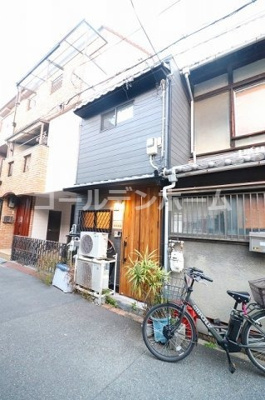 【エントランス】 | castle coat 大阪城東