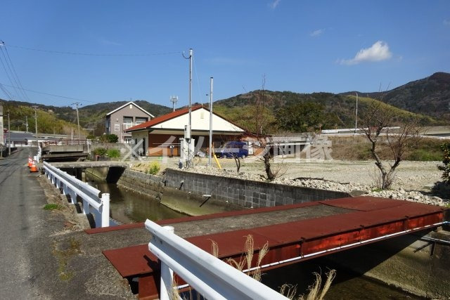 浜崎売地の外観