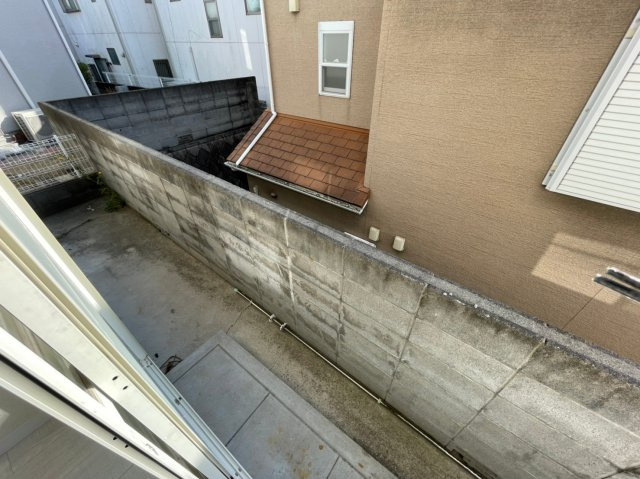 ハイツ本多聞のバルコニー