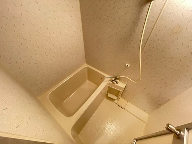 ハイツ本多聞の浴室