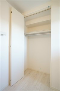 ルーナ エ ソレーユ　Ⅲの収納|寝室収納♪