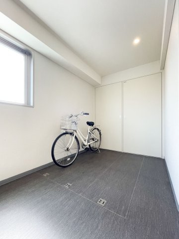 ルーナ エ ソレーユ　Ⅲの外観|自転車は各階に置けます♪