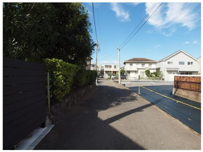 【前面道路含む現地写真】 | 藤沢市鵠沼海岸２丁目　Ｂ区画