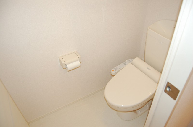 【トイレ】 | スルモンエトワル | ※同建物同型反転タイプのお部屋