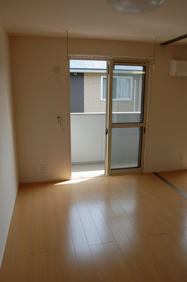 【寝室】 | スルモン エトワル　B棟 | ※同建物同型反転タイプのお部屋