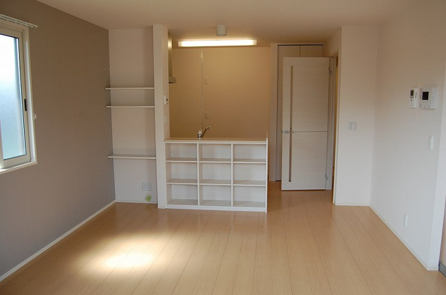 【居間・リビング】 | スルモン エトワル　B棟 | ※同建物同型反転タイプのお部屋