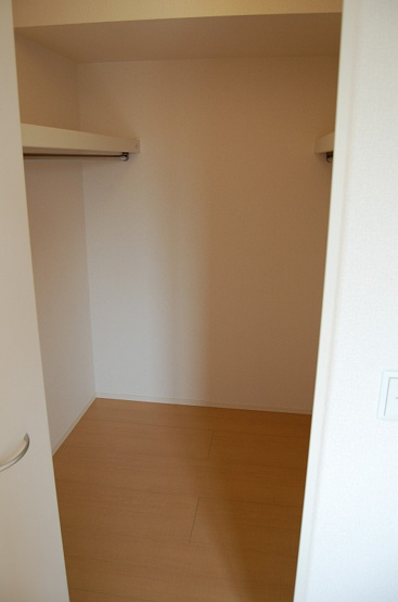 【収納】 | スルモン エトワル　B棟 | ※同建物同型反転タイプのお部屋