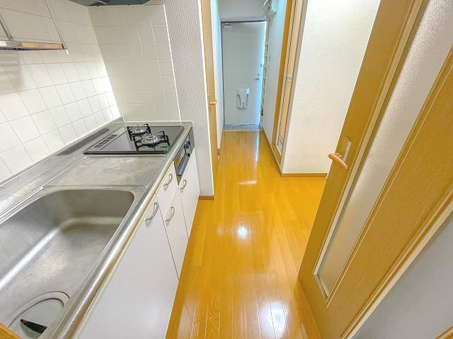 グランコート鷹匠町の内装|明るい室内です