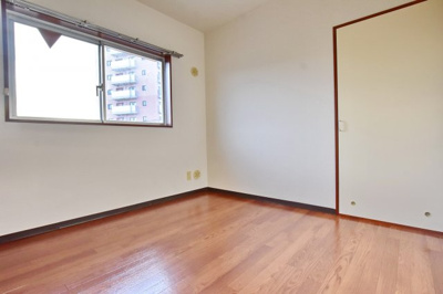 【寝室】 | スカイプラザ湘南