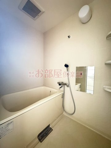 エクセレント東町の浴室|きれいなお風呂です