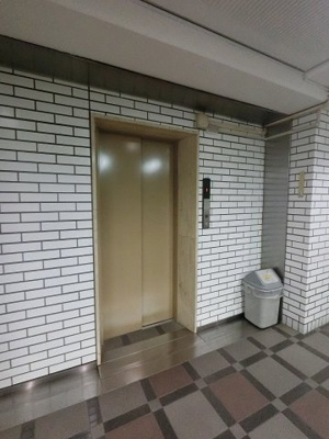 【その他共用部分】 | ルネ上星川１号棟 | お買い物時やベビーカーの出し入れに便利なエレベーター付です。