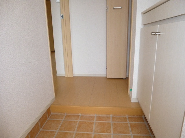 ロード　ハママチＢの玄関