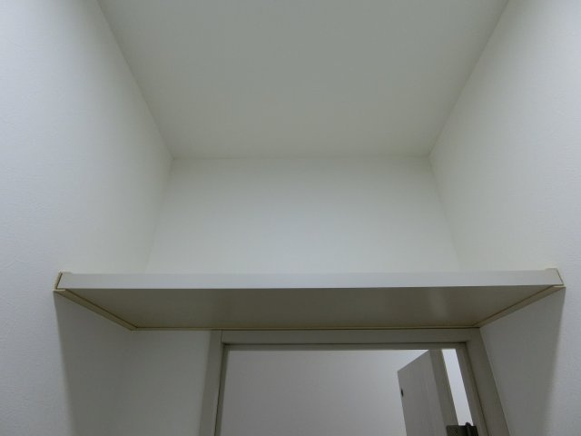 ハイツコムドテールの収納|102号室の写真（イメージ反転タイプ）