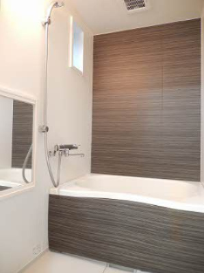 ハイツコムドテールの浴室