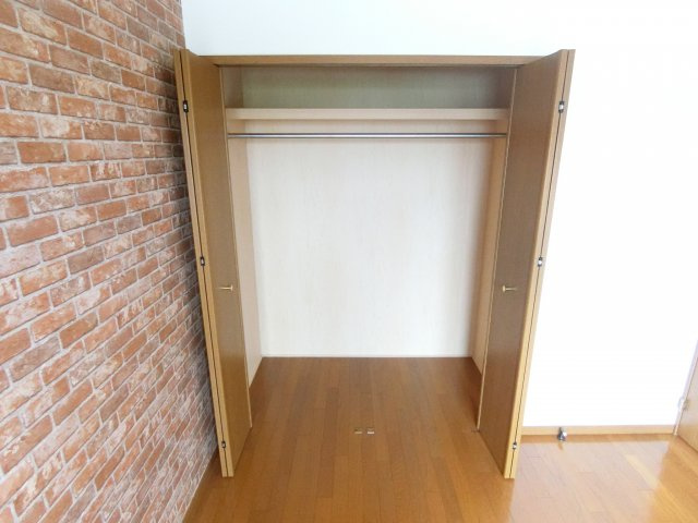 フジパレス楓の収納