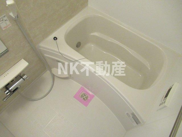 【浴室】 | シロイエ石切（石切賃貸） | お風呂で日々の疲れを落としましょう