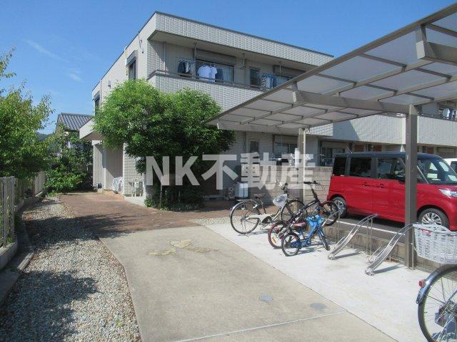 【その他共用部分】 | シロイエ石切（石切賃貸） | 駐輪場です