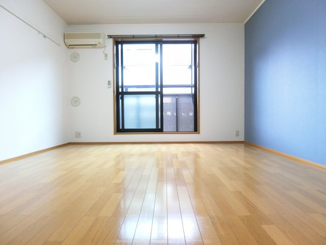 エスペランスの居間・リビング