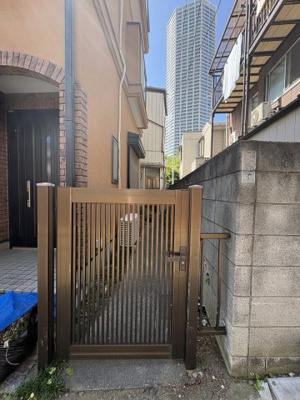 【エントランス】 | 富久町戸建て | 月額管理料無料！賃貸管理はアブレイズパートナーズにお任せを！