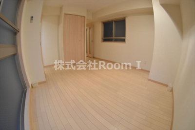 【洋室】 | ヴィラタワー谷町 | 広々とした洋室です