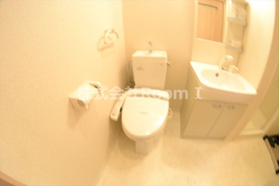 【トイレ】 | ヴィラタワー谷町 | ゆったりとした空間のトイレです