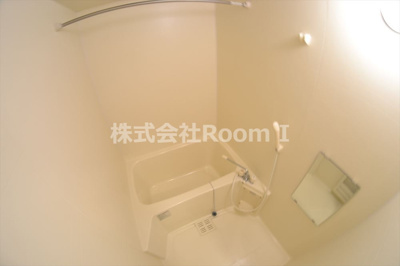 【浴室】 | ヴィラタワー谷町 | きれいなお風呂です