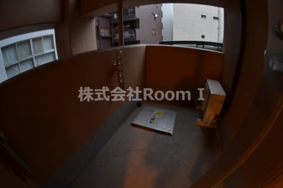 【バルコニー】 | ヴィラタワー谷町 | バルコニーからの眺めを楽しみながら食事をしませんか