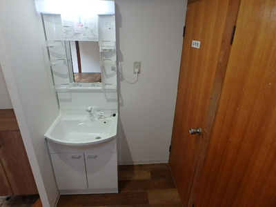 【独立洗面台】 | 瓦林町借家