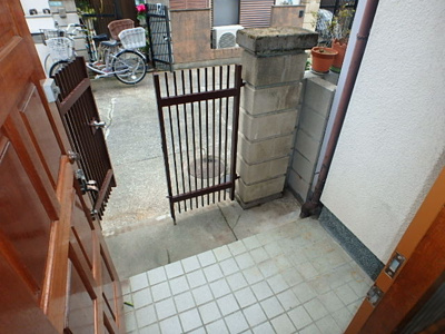 【エントランス】 | 瓦林町借家