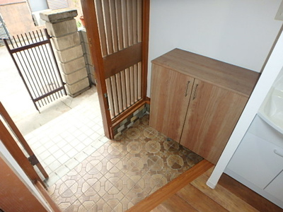 【玄関】 | 瓦林町借家