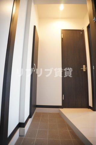 プレシア千葉中央の玄関