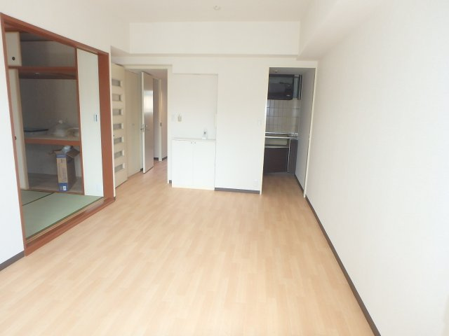 コンフォール元住吉の居間・リビング